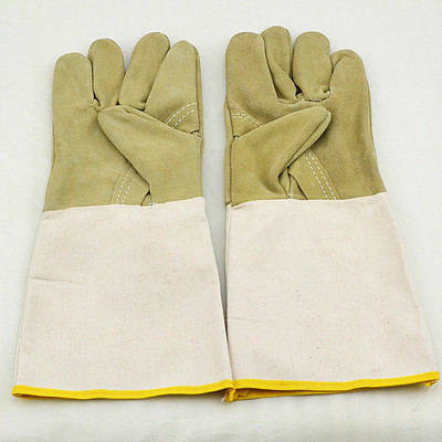 專(zhuān)業(yè)防護(hù)，安全守護(hù)——探秘沂水頤勝勞保帆布加皮長(zhǎng)款電焊手套